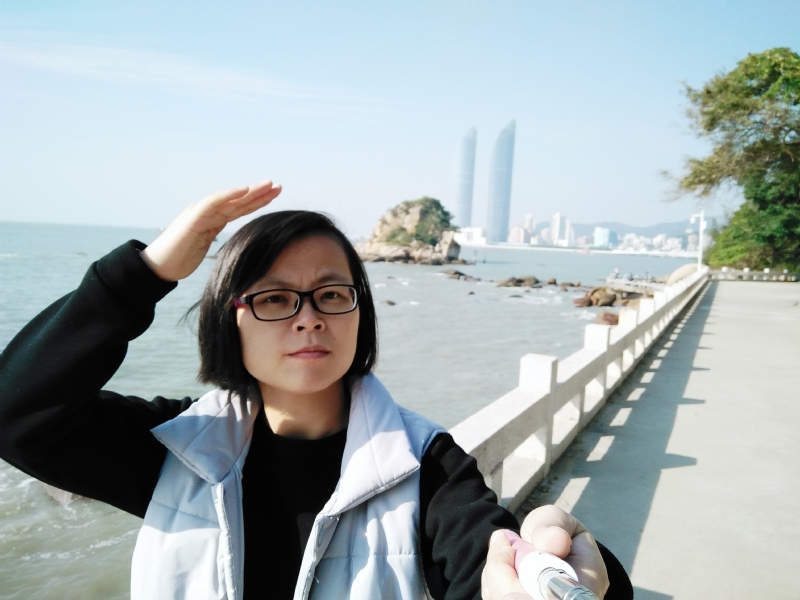 吕小包的第一张照片--台湾王婆说媒