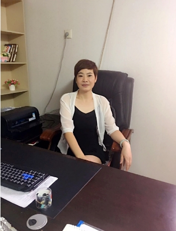 英的第一张照片--台湾王婆说媒