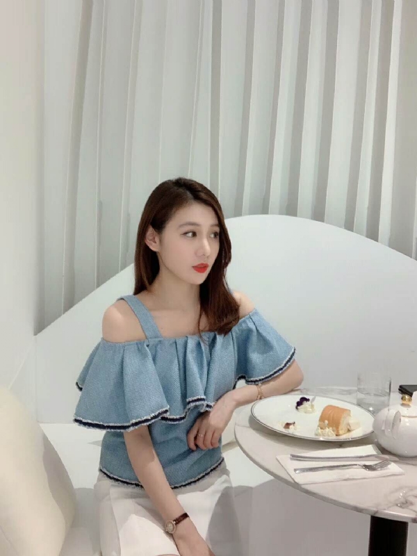 Emily的第一张照片--台湾王婆说媒