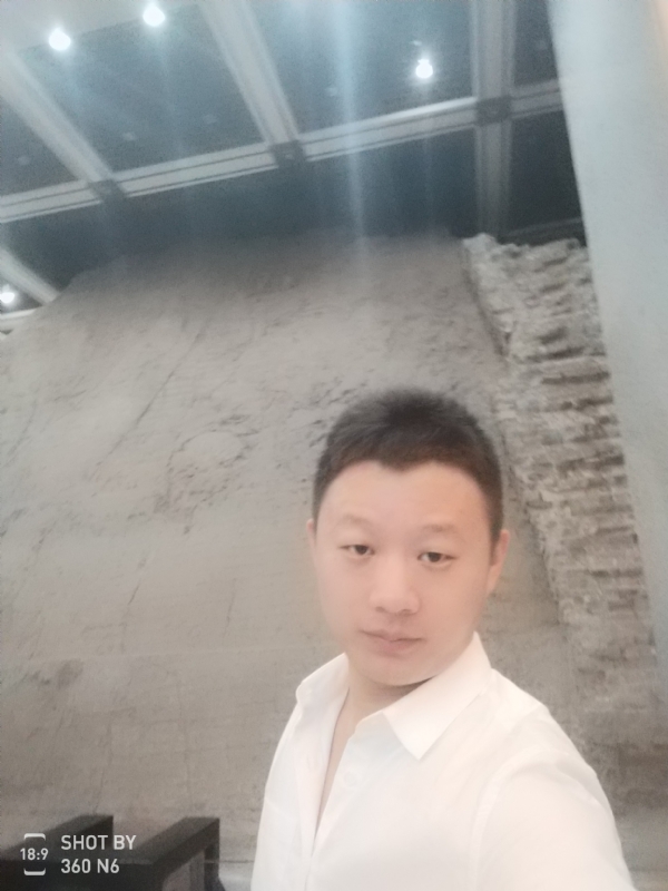 龚某人的第一张照片--台湾王婆说媒