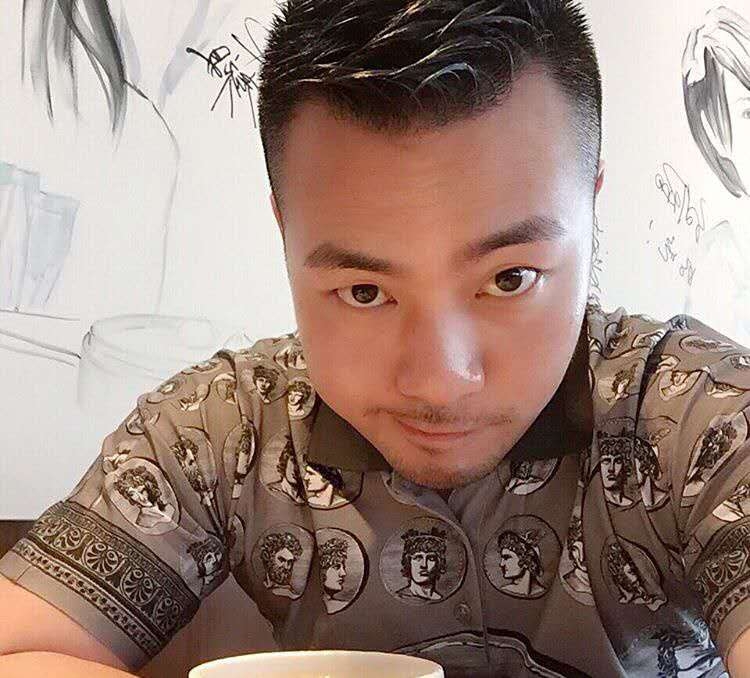 刘江平的第一张照片--台湾王婆说媒