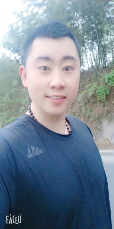 帅小伙的第一张照片--台湾王婆说媒