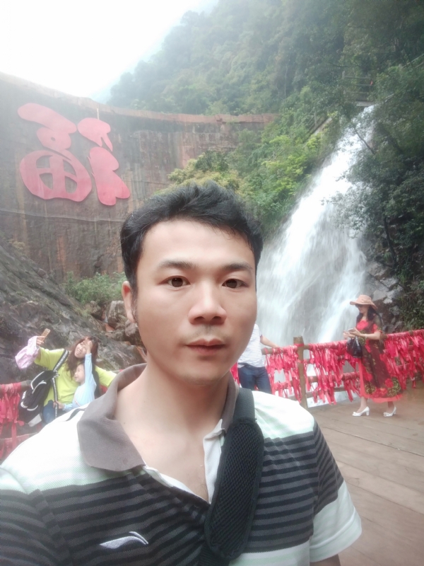珊珊您是珊无无无妻的第一张照片--台湾王婆说媒