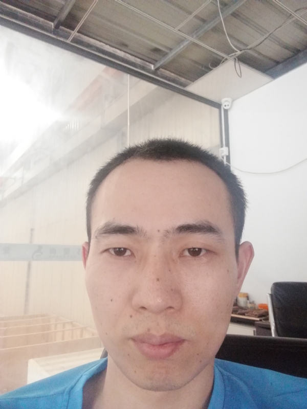 合十的第一张照片--台湾王婆说媒
