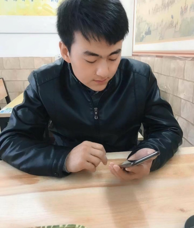 凯哥大魔王的第一张照片--台湾王婆说媒