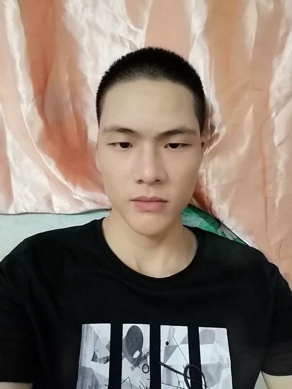啊猫的第一张照片--台湾王婆说媒
