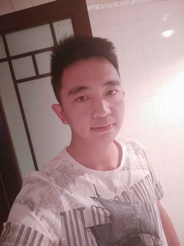 彭亮的第一张照片--台湾王婆说媒