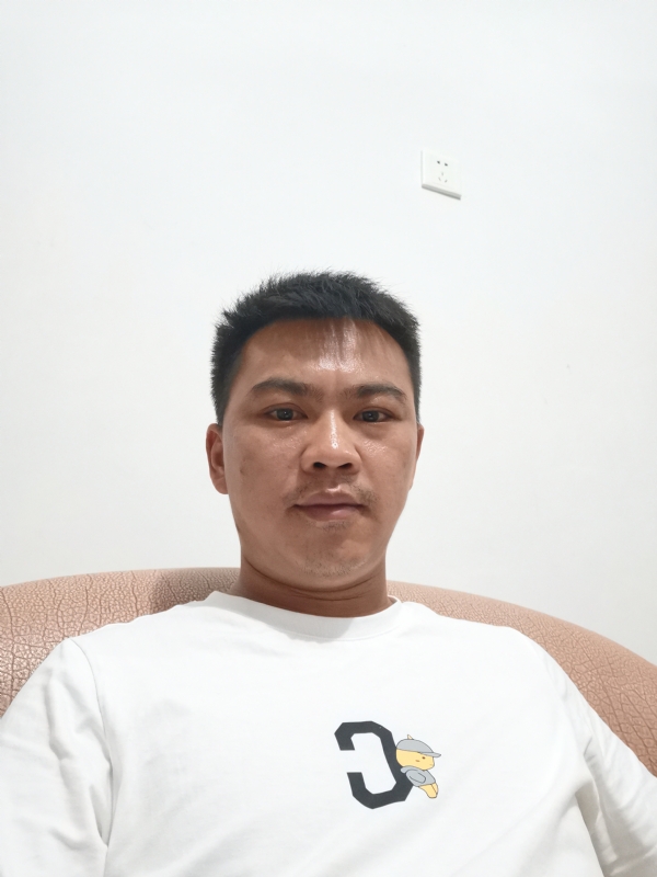 冰封的第一张照片--台湾王婆说媒