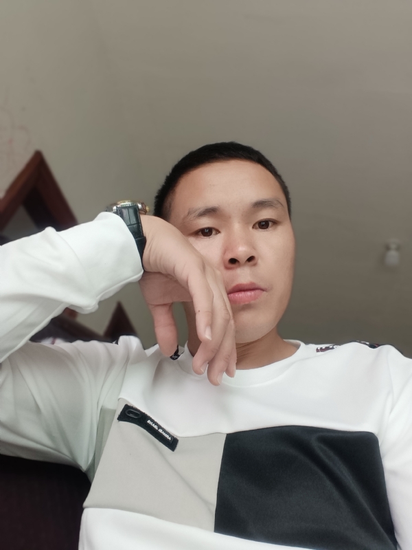 冷漠的第一张照片--台湾王婆说媒