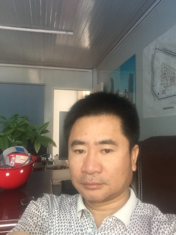一步之遥的第一张照片--台湾王婆说媒