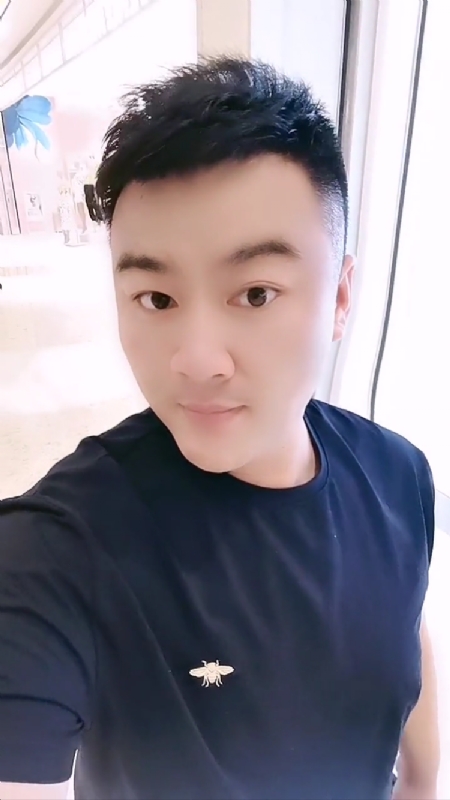 微风徐徐的第一张照片--台湾王婆说媒