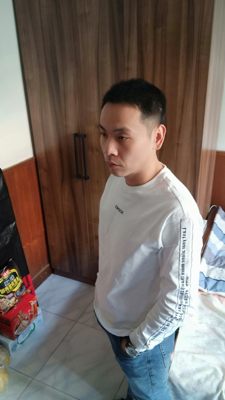 没有蜡笔的小航的第一张照片--台湾王婆说媒