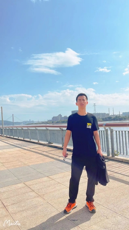 小螃蟹的第一张照片--台湾王婆说媒
