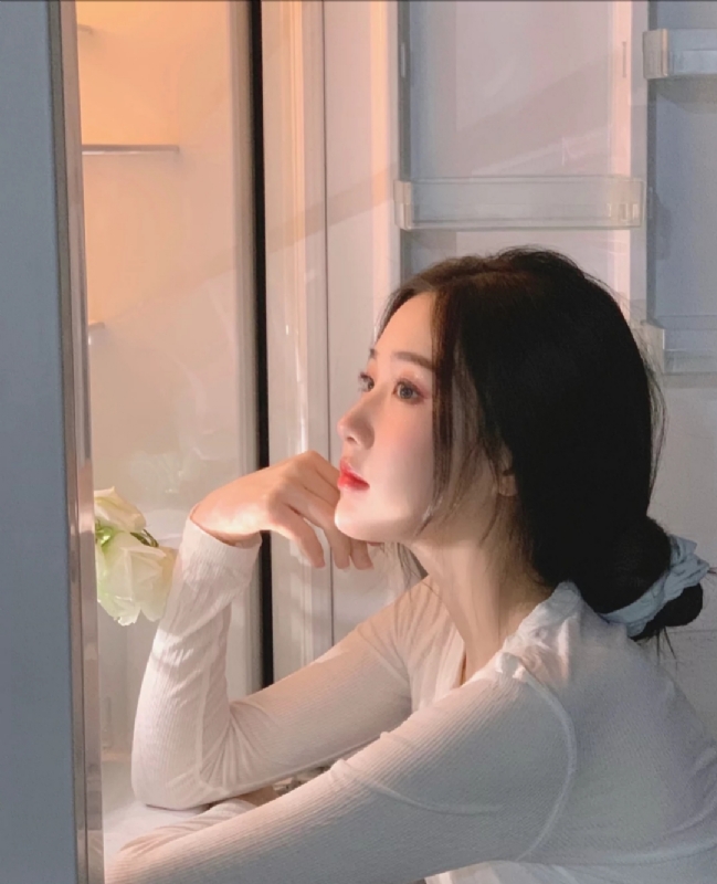 風吹過臉頰的第一张照片--台湾王婆说媒