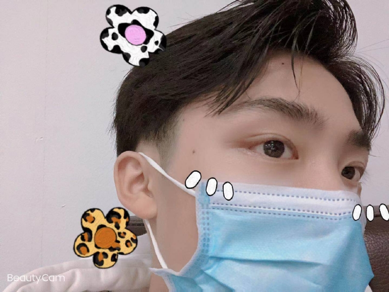 我仨儿要华为荣的第一张照片--台湾王婆说媒