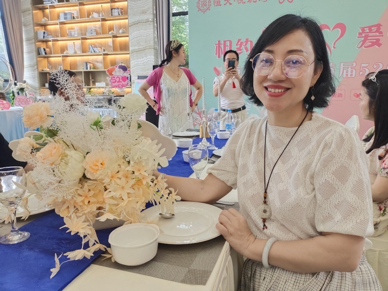 觉醒的第三张照片--台湾王婆说媒