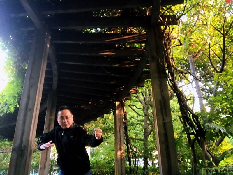 自故深情好受伤的第二张照片--台湾王婆说媒