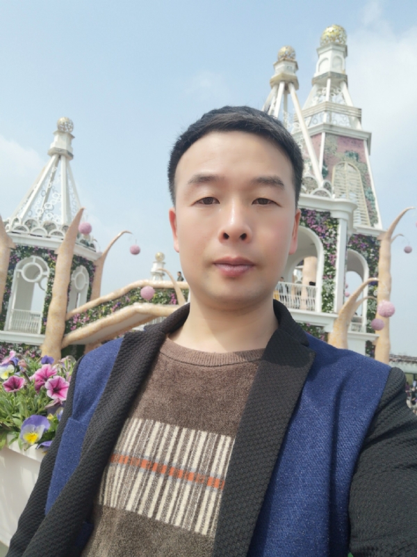 黎明的天空的第一张照片--台湾王婆说媒