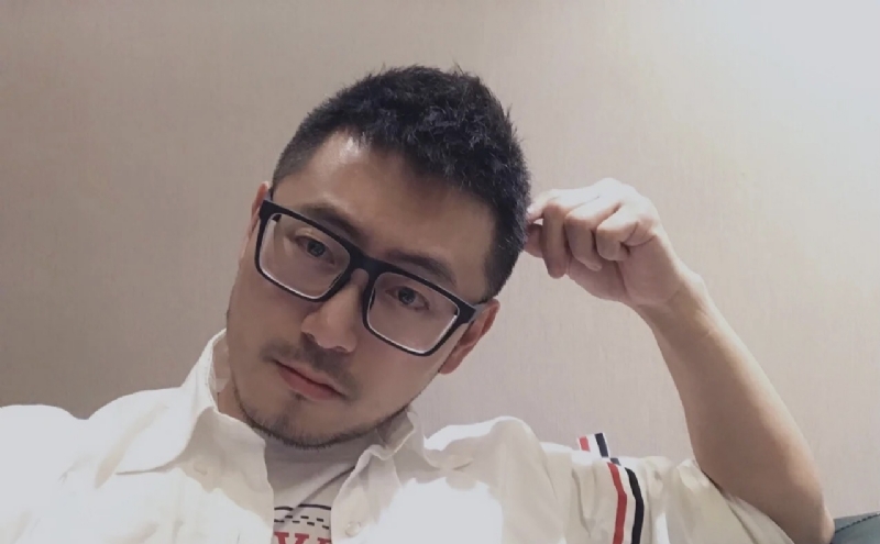 铭哲的第一张照片--台湾王婆说媒