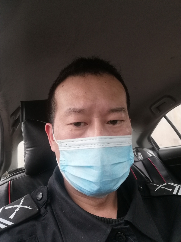 不会躲的刺猬的第一张照片--台湾王婆说媒