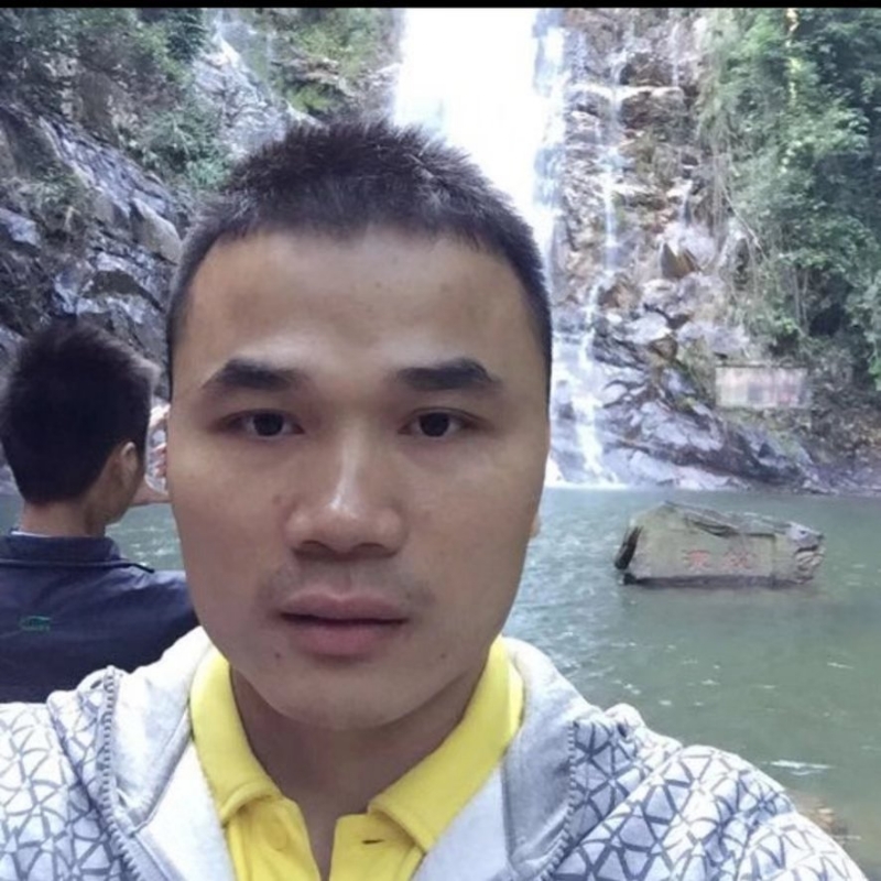老梁的第一张照片--台湾王婆说媒