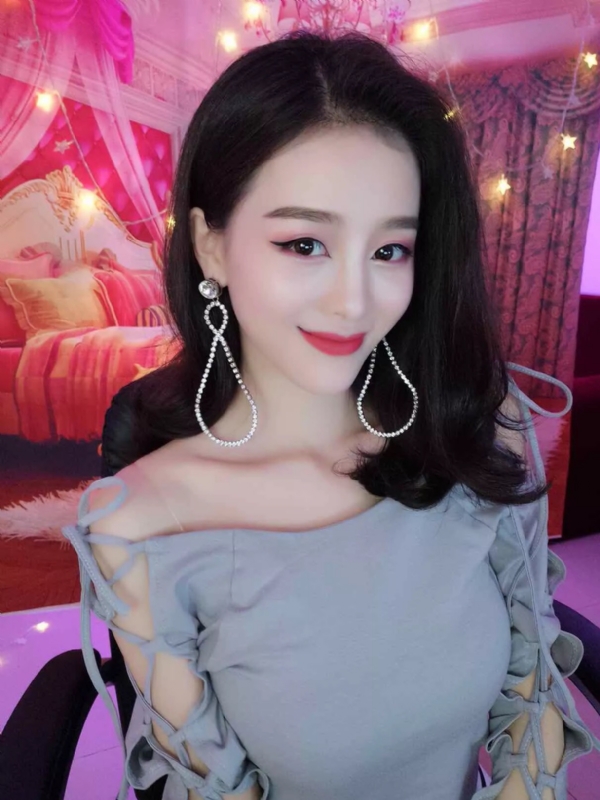 Cici的第三张照片--台湾王婆说媒