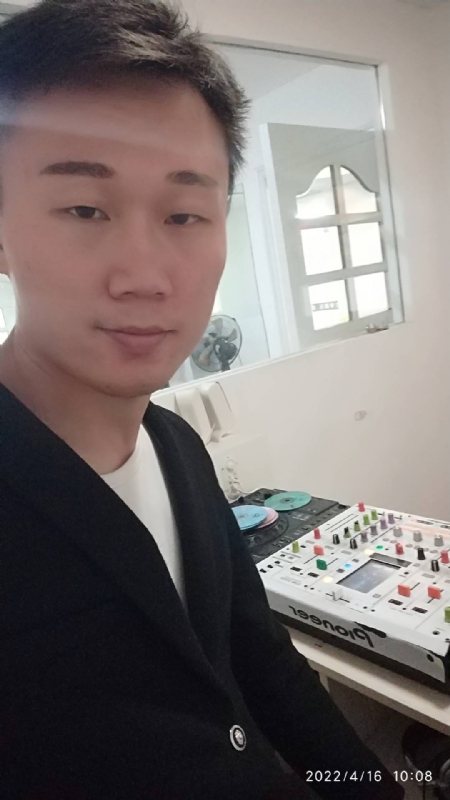 林锋的第一张照片--台湾王婆说媒