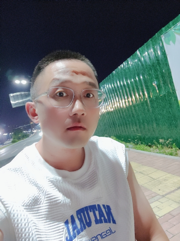 清风烈酒的第一张照片--台湾王婆说媒