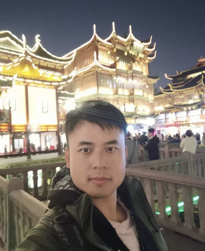何先生he的第一张照片--台湾王婆说媒