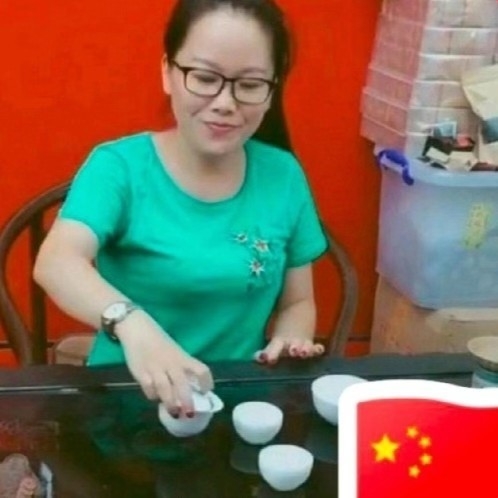 妖娆的第一张照片--台湾王婆说媒