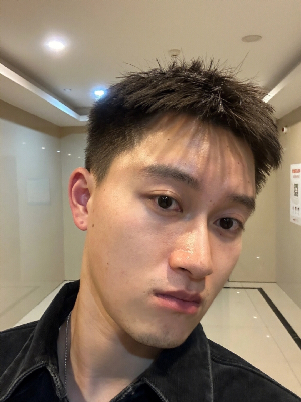 月光之下的第一张照片--台湾王婆说媒