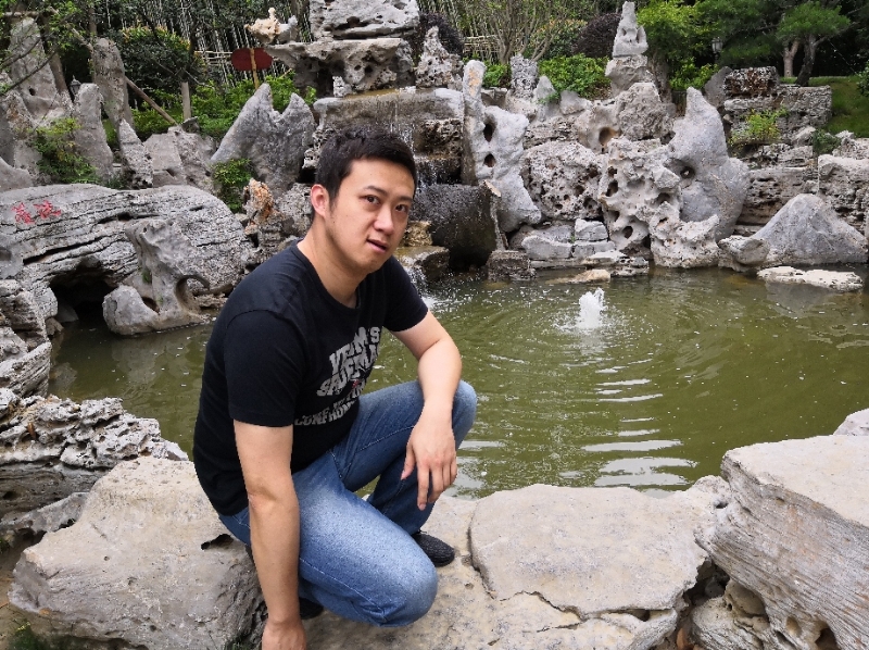 亮仔的第二张照片--台湾王婆说媒