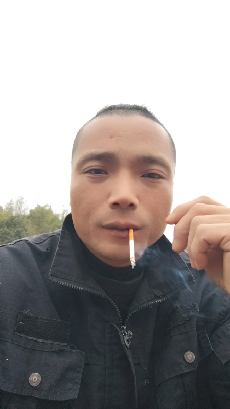 伯爵的第一张照片--台湾王婆说媒