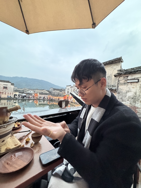 不二的第三张照片--台湾王婆说媒