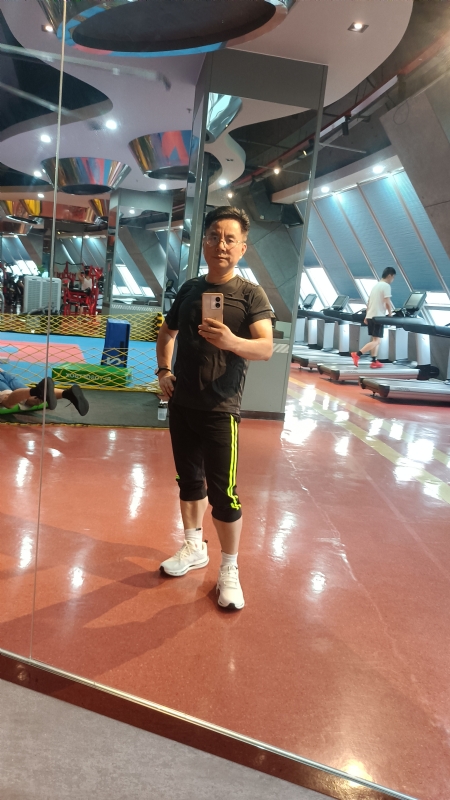 凭水相逢的第一张照片--台湾王婆说媒